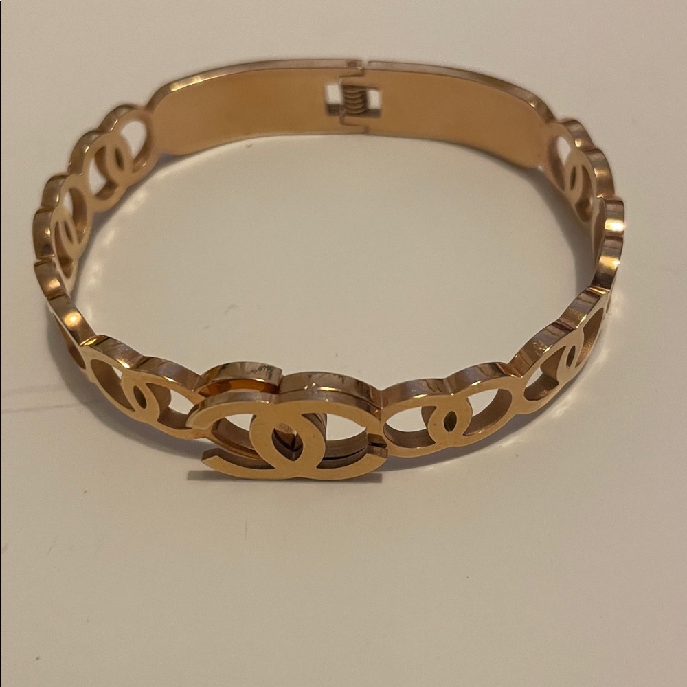 F05 - 18k Golden Gold Plated Stainless Steel Fashion Jewelry Bracelet